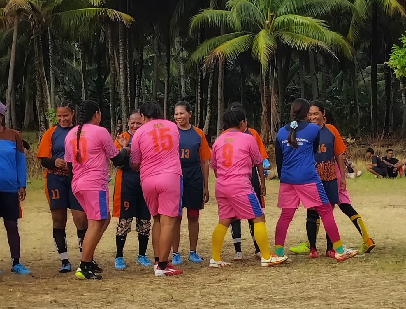 SEPAK BOLA, PERAYAAN DAN NILAI DI TIFURE